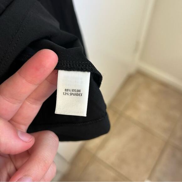 St. John Fine Turtleneck Top Size Small Black - Picture 5 of 8